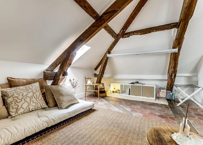 De Charme Sous Les Toits