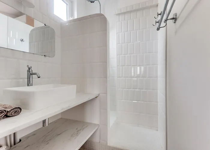 De Charme Sous Les Toits